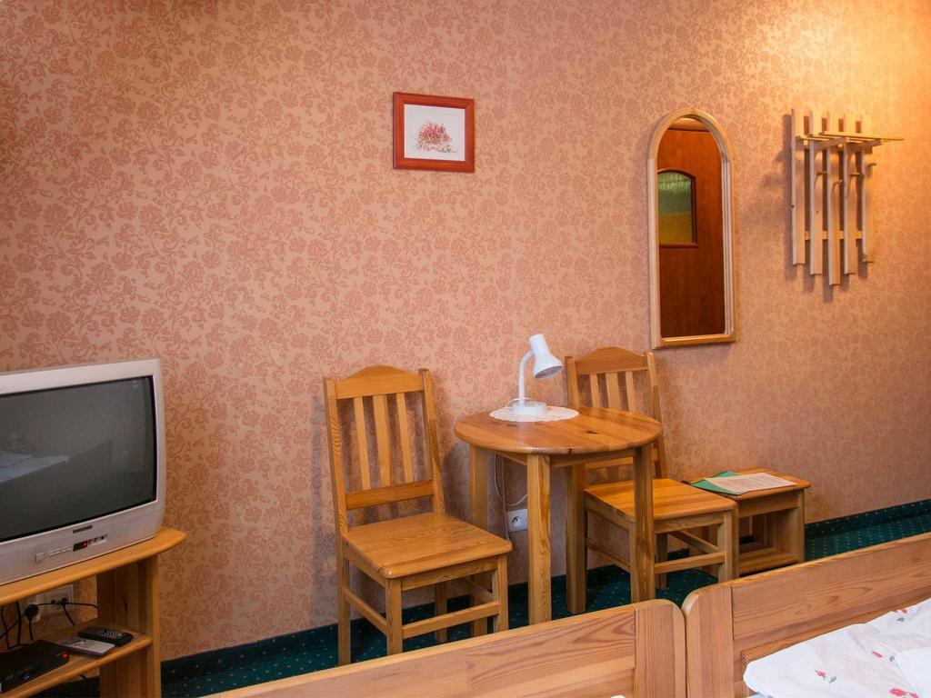 Marzenie Bed & Breakfast Przesieka Room photo