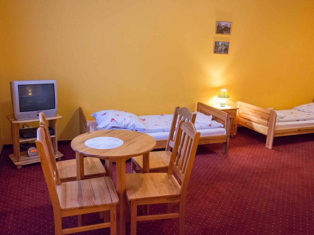 Marzenie Bed & Breakfast Przesieka Room photo